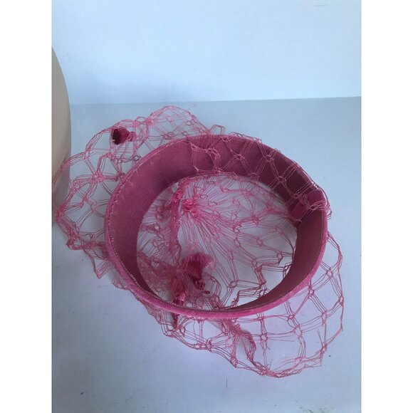 Vtg 1950\'s Hot Pink Round Velvet Intricate Netting Hat With Three Tassels Size S